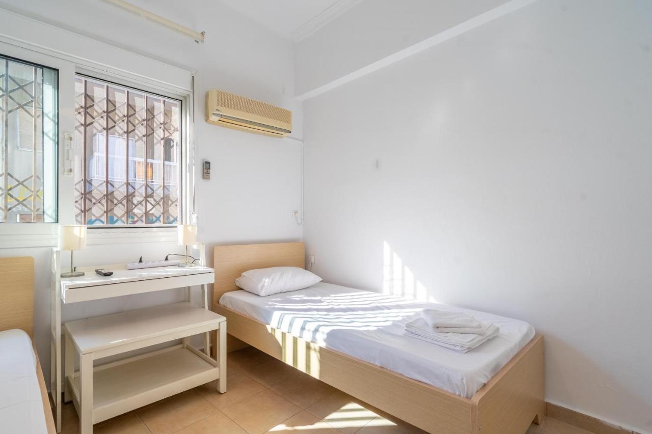Apartment 1Km From Acropolis Filoppapou Hill Афіни Екстер'єр фото